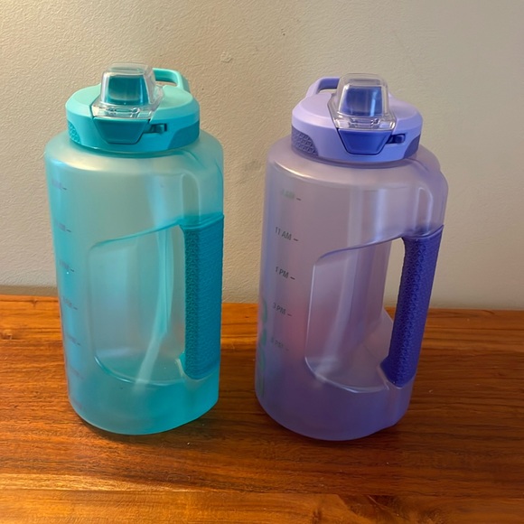 zulu Other - Bundle of 2 Zulu water jugs turquoise purple 2L